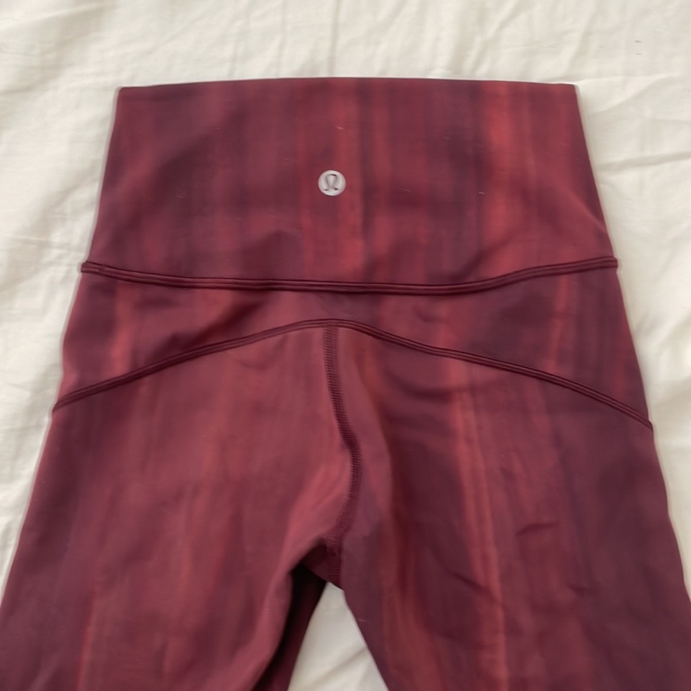 Lululemon tie-dye In Movement leggings size 2